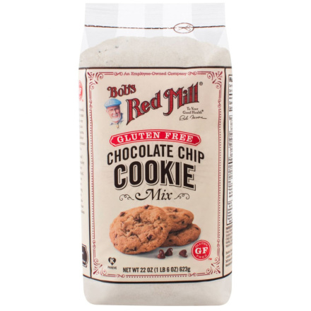 Front of Bob's Red Mill Gluten Free Chocolate Chip Cookie Mix, 623g